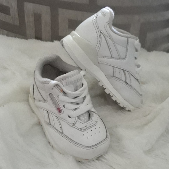 infant reebok trainers